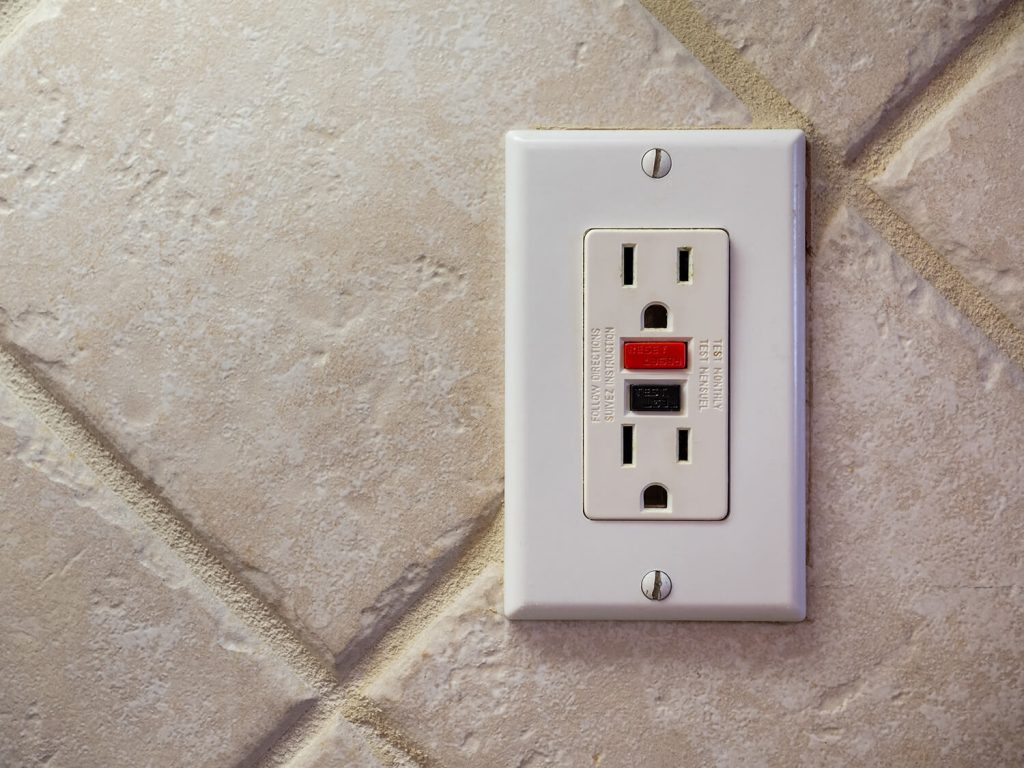 Grounded Outlets